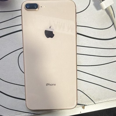 Apple iPhone 8 Plus Gold Replacement housing and battery