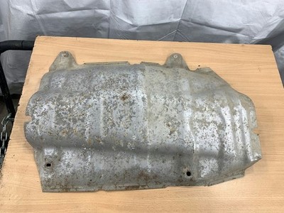 OEM Toyota Celica ST202/ST200/AT200 6th gen exhaust heat shield 5815120110