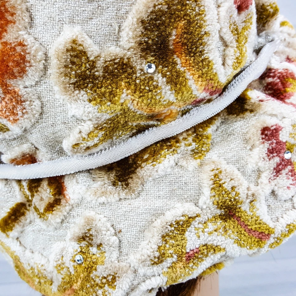 Sombrero floral vintage hecho en unión tapiz cubo estilo hongo estilo alfombra con estrás Foto 4 de 4