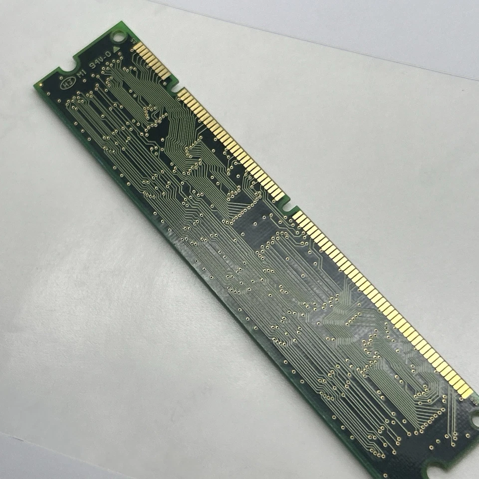 Memoria EDO 64 MB sin búfer 64 MB # 8x64 DIMM 60ns EDGE Foto 3 de 4