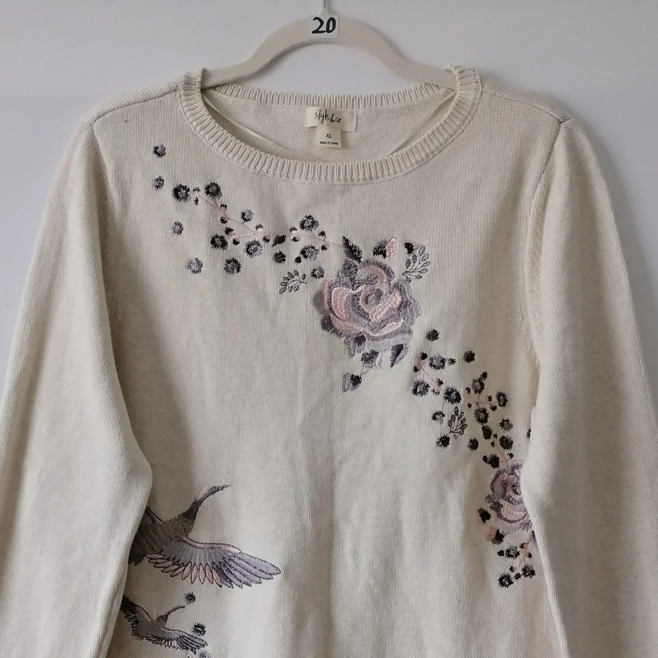 Suéter de algodón bordado manga larga marfil Style & Co. para mujer talla X-grande Foto 2 de 4