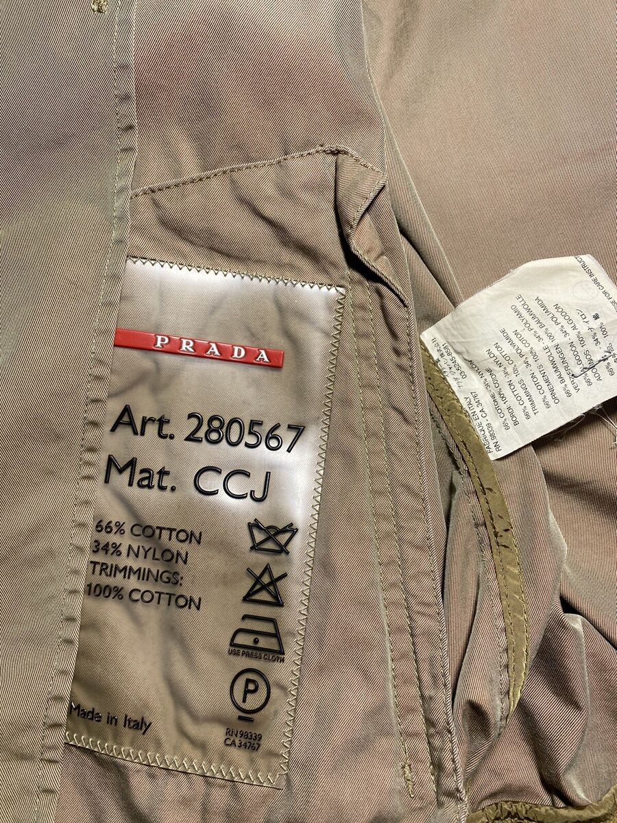 Authentic Prada Vintage Cotton/Nylon beige zip Jacket size Authentic Prada Vintage Cotton/Nylon beige zip Jacket size