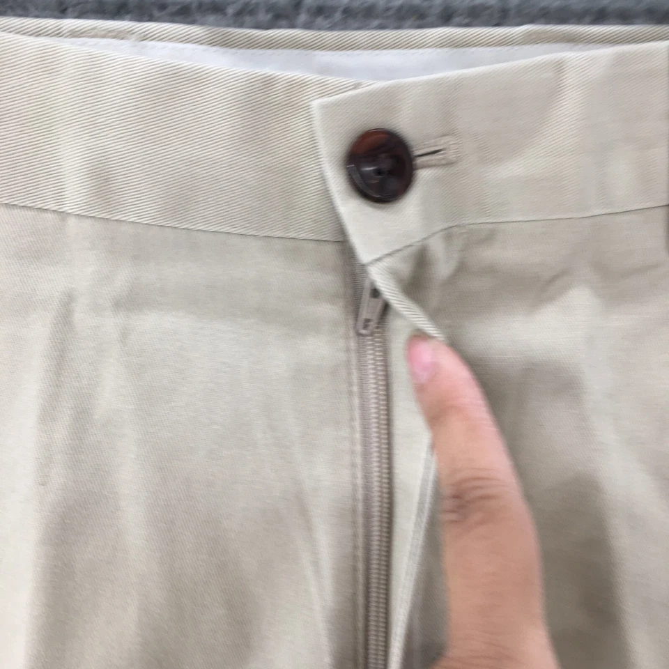 Eddie Bauer Trouser Dress Pants Mens T36 (Actual 38x35) Beige Relaxed Fit Zip - Image 4 of 4