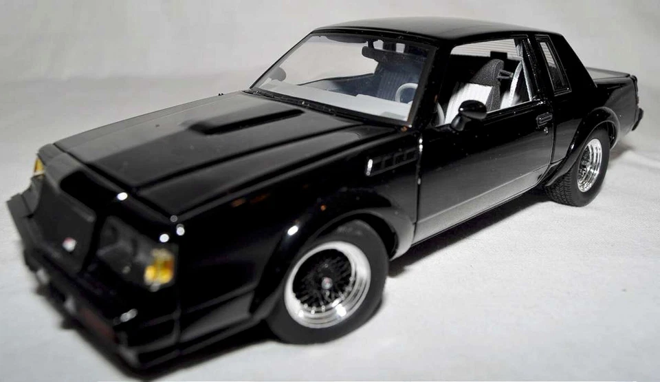 GMP 8203 1:24 1987 Buick GNX BLACK #346 of 547 Made DieCast Car Grand National - Image 3 of 4