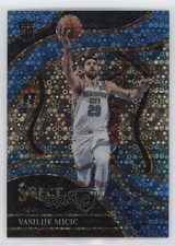 2023-24 Panini Select Courtside Light Blue Disco Prizm 32/99 Vasilije Micic 12vy