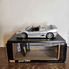 Maisto Special Edition 1995 Ferrari F50 Silver Open Top 1:18 w/Base & Box