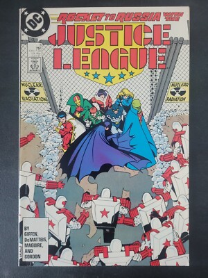 JUSTICE LEAGUE #3 (1987) DC COMICS CLASSIC GIFFEN! DeMATTEIS! KEVIN MAGUIRE ART