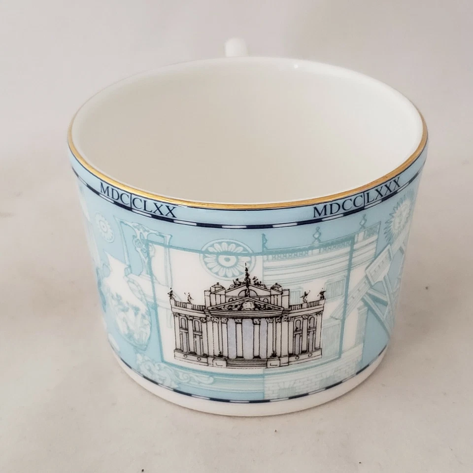 Taza y platillo Wedgwood Millennium Collection 1997 hecho en Inglaterra porcelana de hueso Foto 4 de 4