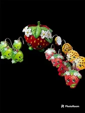 Shopkins Strawberry Toothbrush Holder and Shower Curtain Rings Set Apple Cookie
