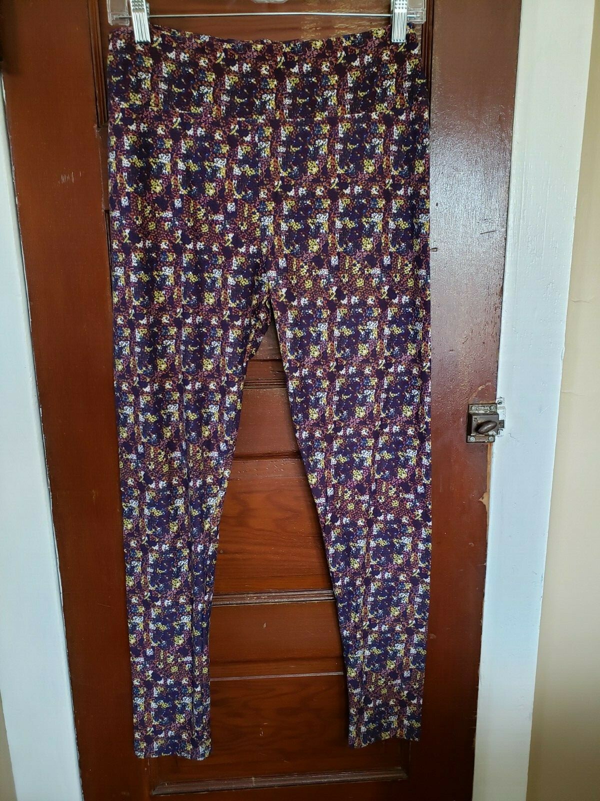 Picture 1 of 6