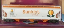 MTH PREMIER SUNKIST 3 BAY CENTERFLOW COVERED HOPPER CAR! O SCALE ORANGES FRUIT