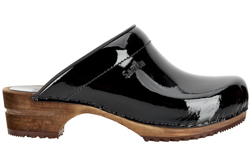 black designer clogs