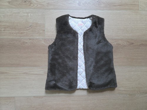 La Coqueta Kids Girls Green Vest Size 9Y