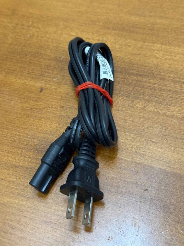 NVIDIA Shield P3430 4k HDR Android TV Streaming Media Player, ohne Fernbedienung - Bild 4 von 4