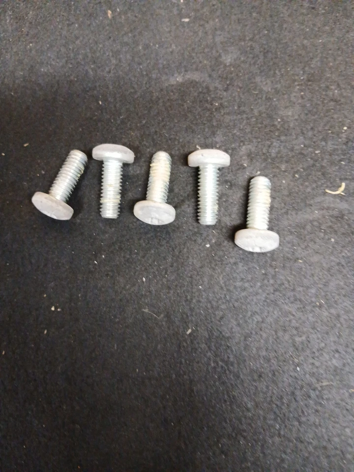 Harley Davidson Electric Glide Classic FLHTC PARAFUSOS DE ROTOR DIANTEIRO 5PC - Imagem 2 de 2