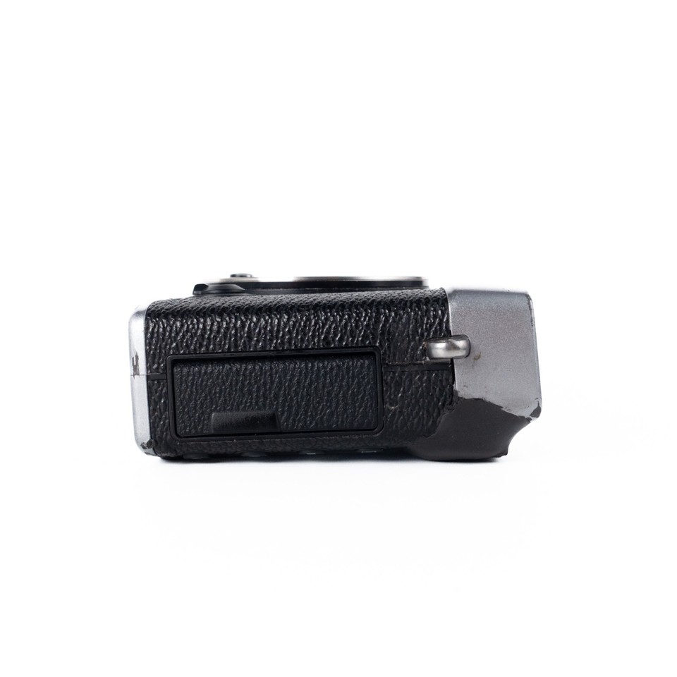 Appareil Fujifilm X-E2s 16MP – Boîtier Argenté (Occasion, Défauts Décrits, Fonctionnel)