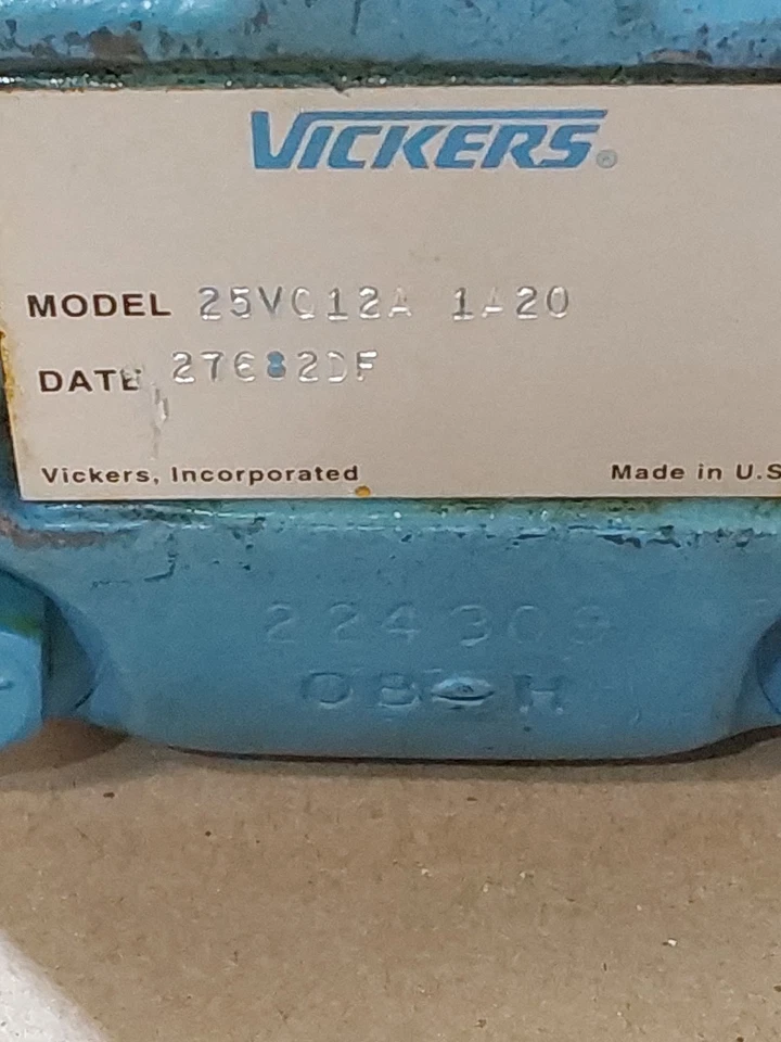 BOMBA DE PALETAS HIDRÁULICA VICKERS 25VQ12A 1A20  Foto 2 de 4