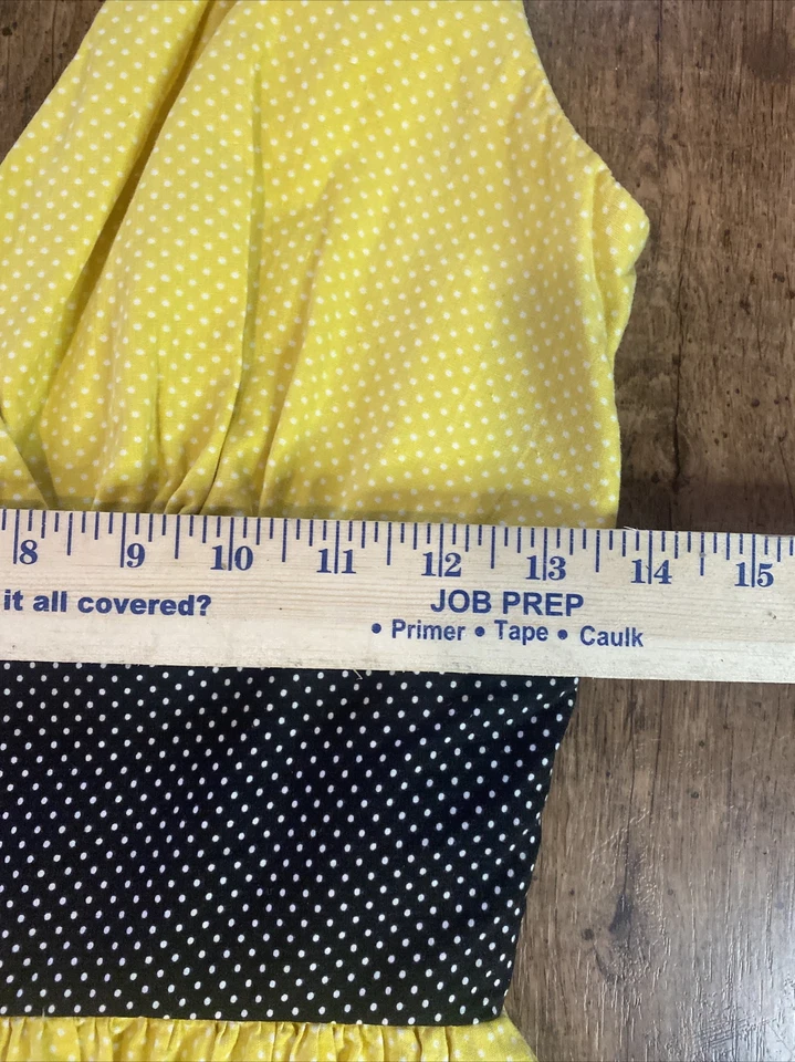 Vestido maxi vintage feminino década de 1970 império cintura sem mangas amarelo bolinhas R2 - Imagem 4 de 4