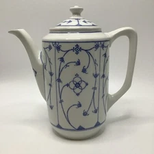 Winterling Bavaria Germany, Strawflower Coffee/Tea Pot, 9 inches tall w/lid