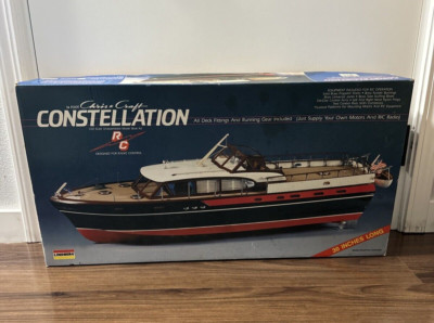 Vintage Lindberg 54 FT Chris Craft Constellation 1/20 Model Kit