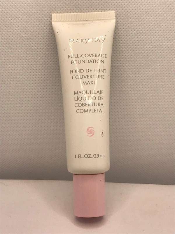 New Old Stock Mary Kay Full Coverage Foundation 1 FL OZ Ivory 100 Unboxed!