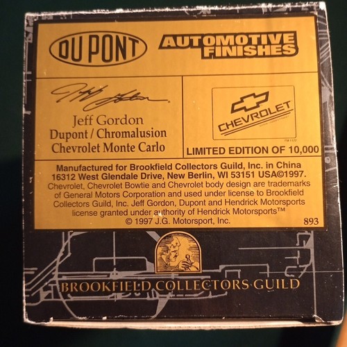 Jeff Gordon 1:25 Scale Chromalusion Dupont Limited Edition Chevy Monte Carlo - Picture 9 of 12