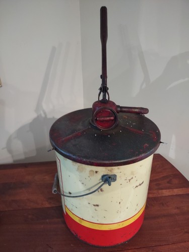Shell 35 Pound Grease Keg W/Pump Rat Rod - Picture 6 of 17