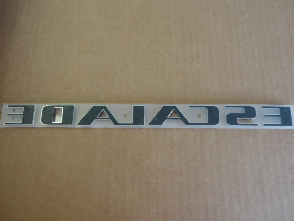 Cadillac Escalade Front Door or Liftgate Chrome Nameplate Emblem new OEM - Image 2 of 3