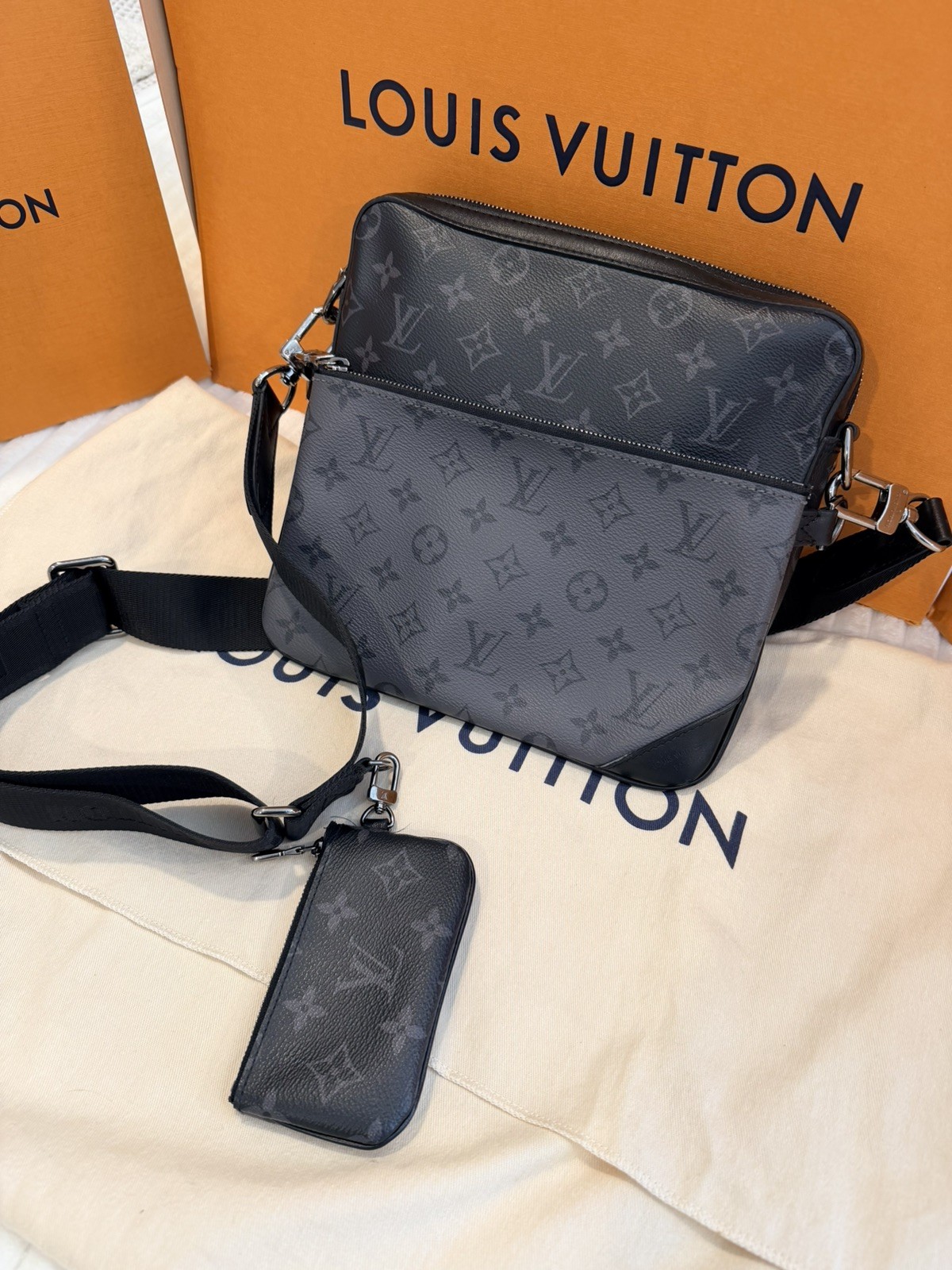 Authentic LOUIS VUITTON Monogram Eclipse Trio Mes… - image 2