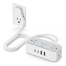 Surge Protector Power Strip, REALMADE 4 AC 4 UAB Power Strip, Flat Plug Outle...