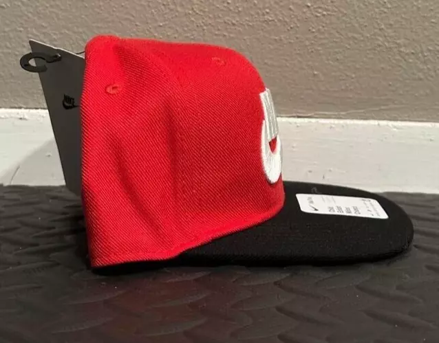 Nike Hat Cap StrapBack Kids 4-7 Red Logo Sports Running Polyester Outdoor Solid