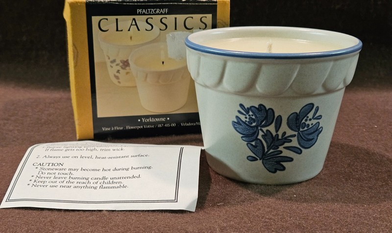 Vintage Pflatzgraff Yorktowne Stoneware Flower Pot Candle in original box