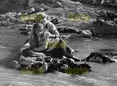 Foto - Deborah Kerr und Hayley Mills in einer Szene aus ''The Chalk Garden'', 1964