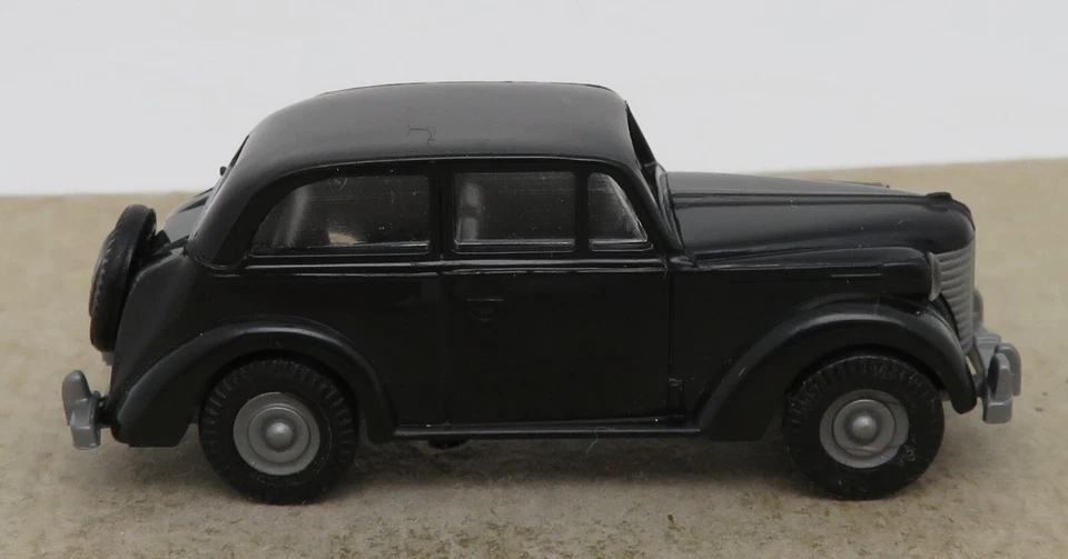 Praline Ho 1/87 Opel Olympia 1938 Limousine Nera #81101 Non Box - Immagine 3 di 4