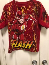 DC Comics Originals Red "The Flash" Graphic T-Shirt, youth large 12-14.