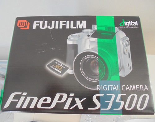 Fujifilm Finepix S3500 Digital