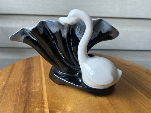 White Swan Black Drip Glaze Cornucopia Fan Art Deco Ceramic Vase Planter 8.5"