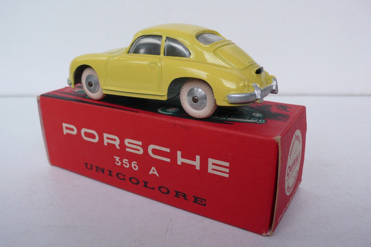 Quiralu 1:43 - Coupé a escala - 356A Porsche Model Car, Boxed With