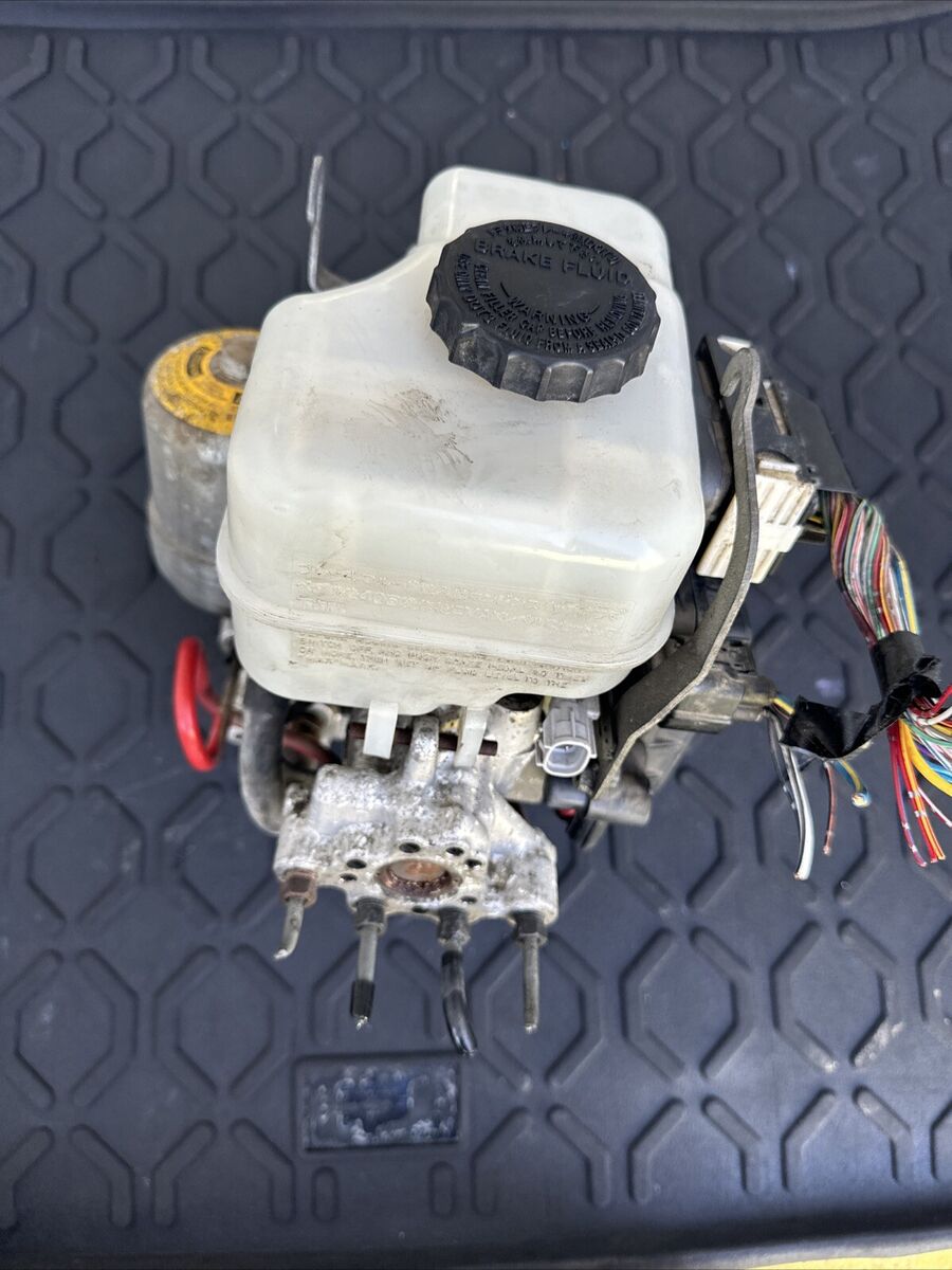 2008 TOYOTA FJ CRUISER AT ABS ANTI LOCK BRAKE ACTUATOR AND 2008 TOYOTA FJ CRUISER AT ABS ANTI LOCK BRAKE ACTUATOR AND