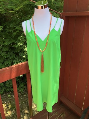green emerald velvet dress Maeve Anthropologie Kelly Green Eyelet Lace Midi Dress (2)  The Thrifty  Hippy