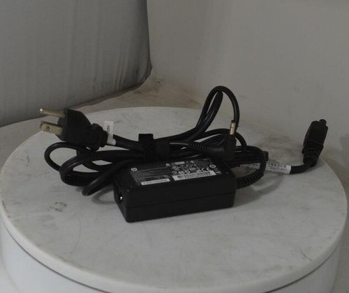 HP HSTNN-CA18 622435-002 Laptop AC Adapter 19.5V 2.05A 40W Barrel Plug - Picture 2 of 4
