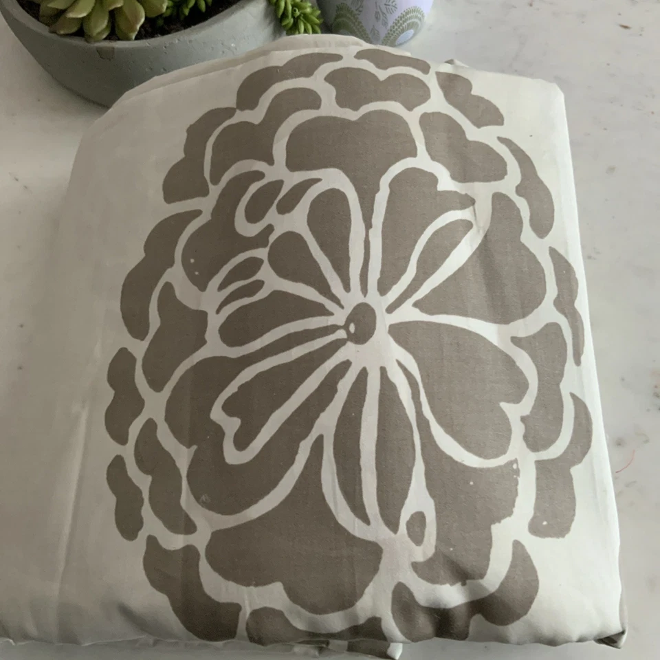 MARIMEKKO Crate & Barrel KING Duvet Cover Poloneesi Light and Dark Beige New! - Image 3 of 4