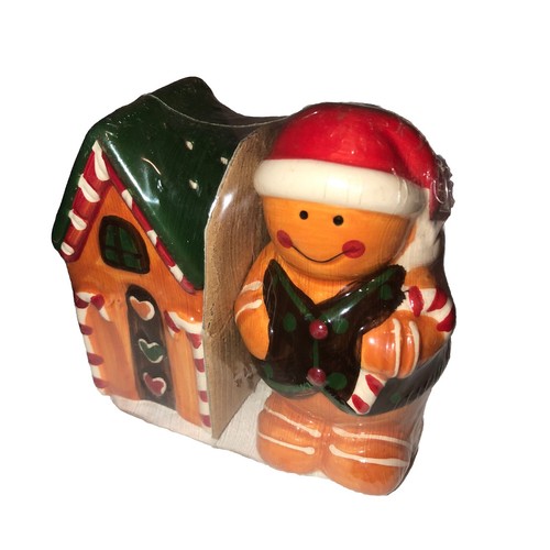 NIP New Gingerbread Man Salt & House Pepper Ceramic Shakers Christmas #1 Fun - Picture 2 of 8