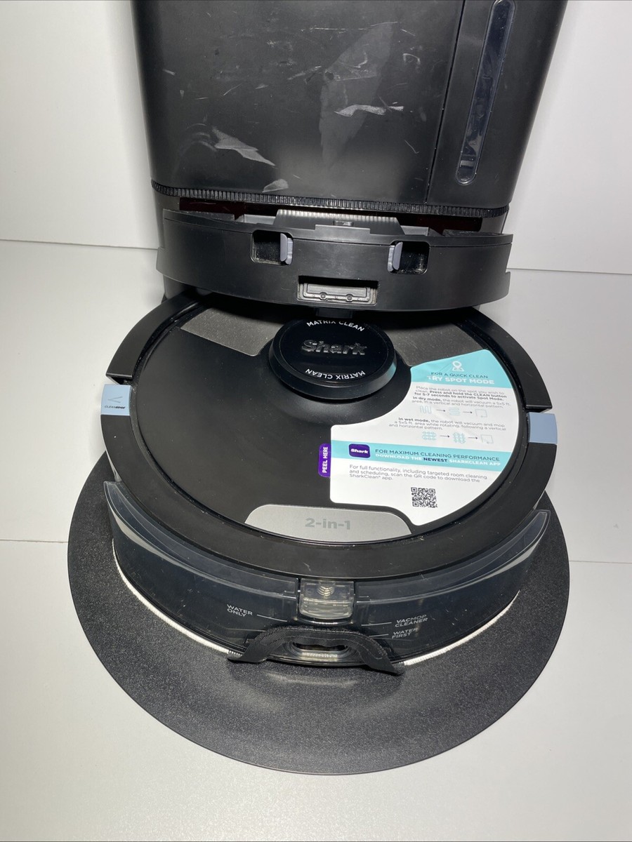Shark AI Ultra 2-in-1 Robot Vacuum and Mop and XL Self-Emptying