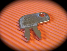 Master Disconnect Isolator Key-Caterpillar -Precut Keyblank -FREE POST IN AUST