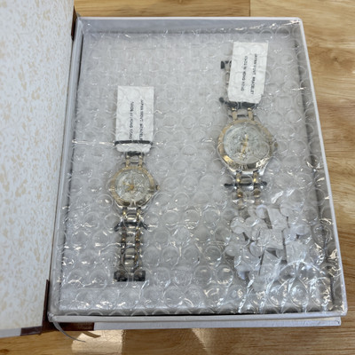 Disney World Our Fairy Tale Wedding Vol. 1  - Cinderella Watch Set - Open Box