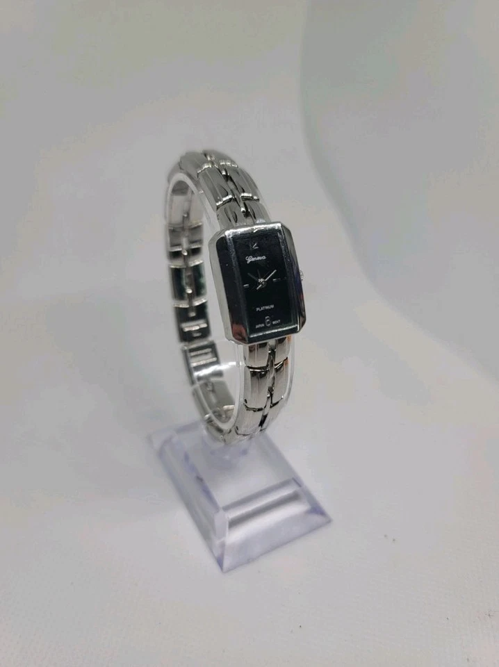 Reloj de cuarzo para mujer Geneva platino cara negra Foto 2 de 4