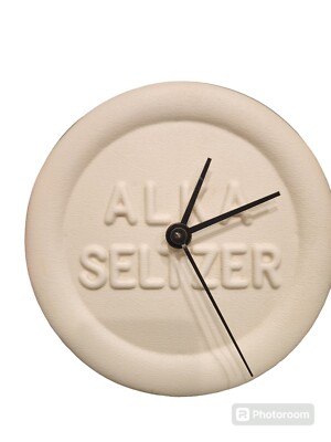 Alka Seltzer Tablet Clock New In Box VINTAGE -1990'S-RARE !