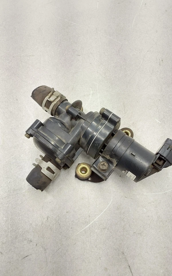 Toyota Prius 2002 calentador eléctrico bomba de refrigerante de agua OEM 87260-47020 Foto 2 de 4