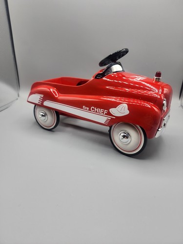 Xonex Collector Edition Fire Chief 1:3 Pedal Car Die Cast Metal 1993 - Picture 2 of 11